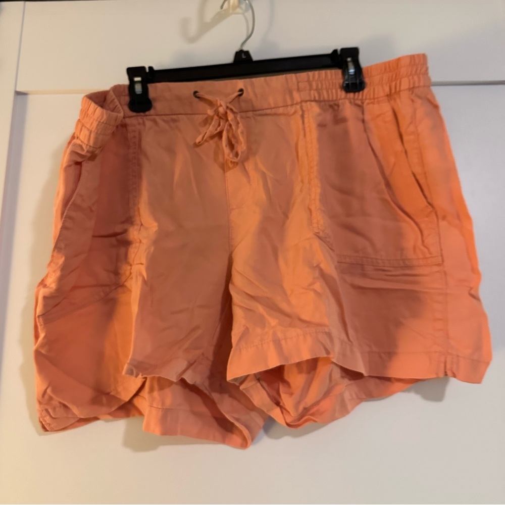 Old Navy shorts